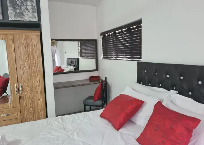 Chantelle\'S Overnight Room