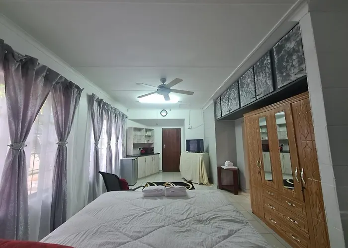 Chantelle\'S Overnight Room